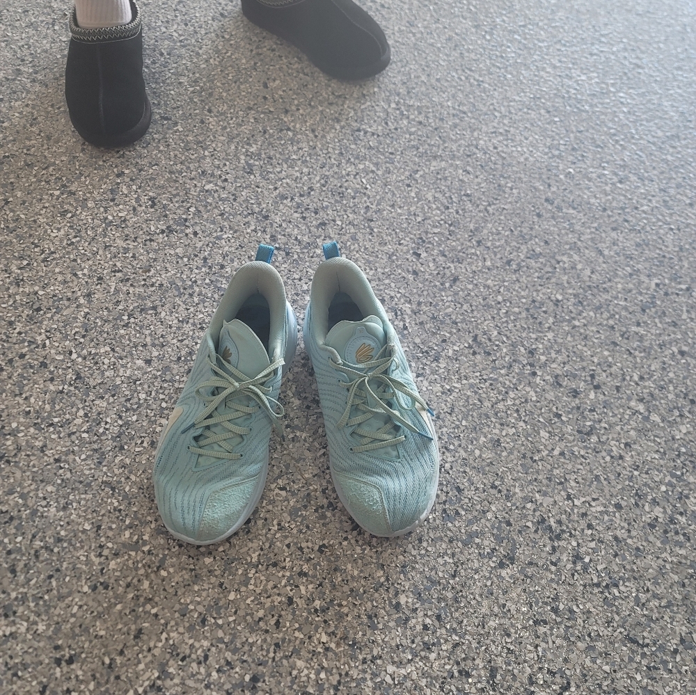 Men's Light Blue Athletic Shoes